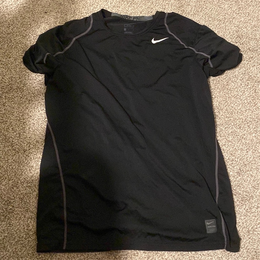 Nike pro shirt mens size large